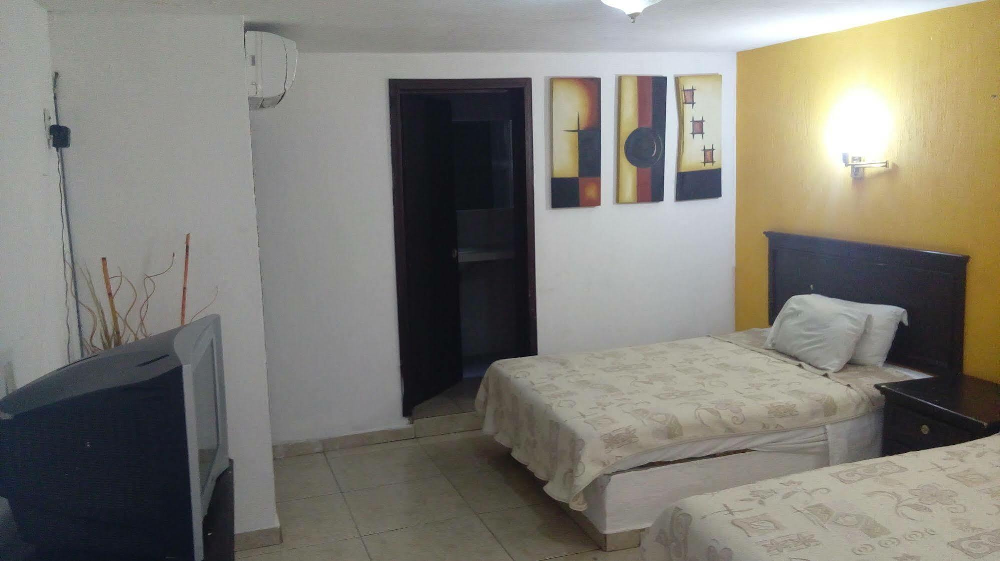 Hotel Nuevo Vallarta Zapopan Esterno foto